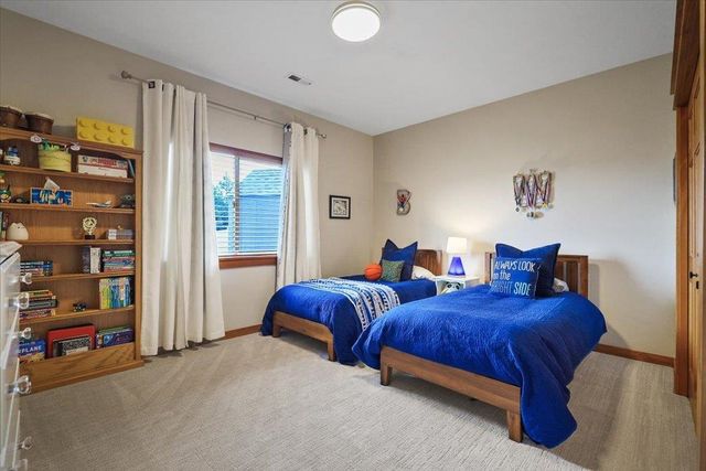 1706 N Rim View Ct, Spokane, WA 99224