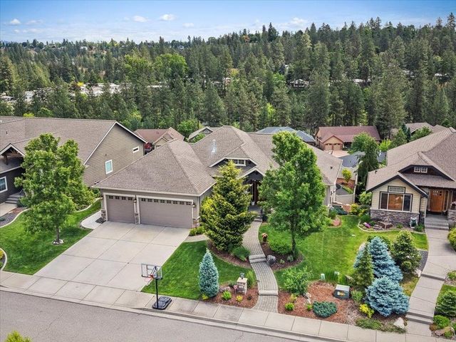 1706 N Rim View Ct, Spokane, WA 99224