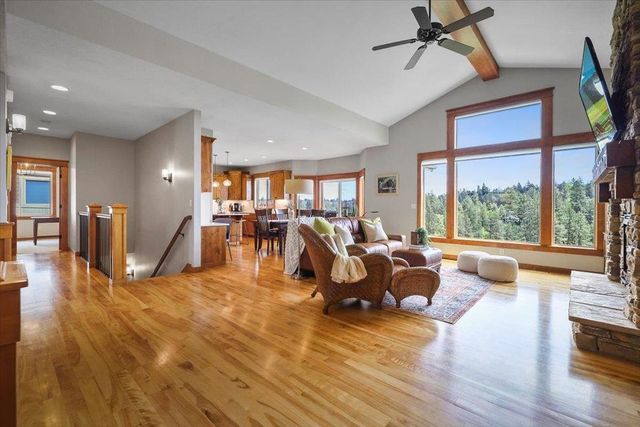 1706 N Rim View Ct, Spokane, WA 99224