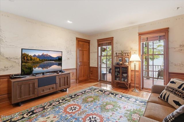24 Wrightway Lane, Lake George, NY 12845