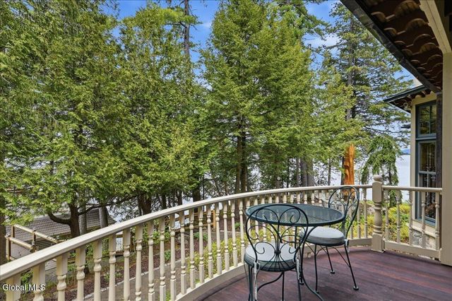 24 Wrightway Lane, Lake George, NY 12845