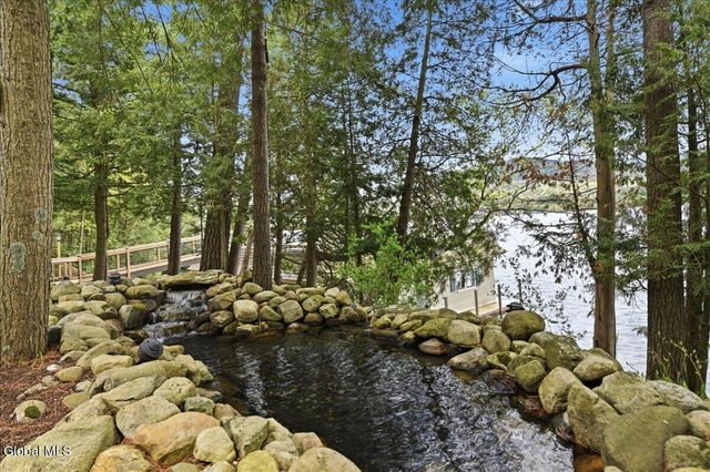 24 Wrightway Lane, Lake George, NY 12845