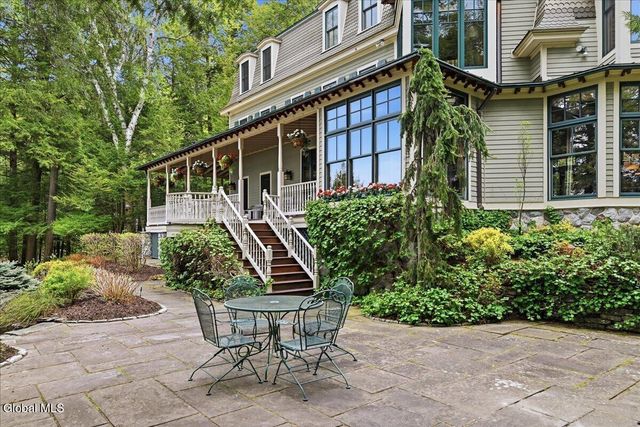 24 Wrightway Lane, Lake George, NY 12845