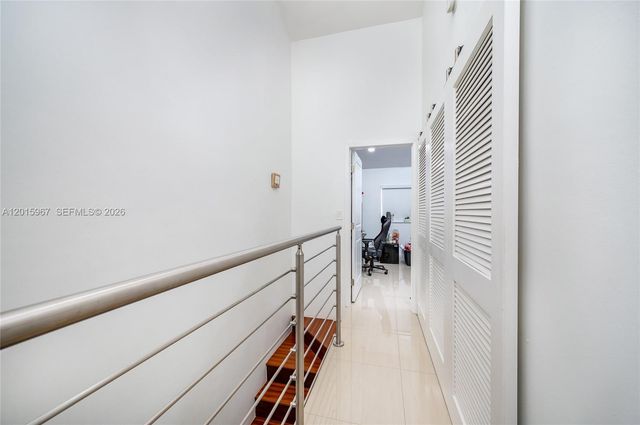 8010 SW 152nd Ave 211, Miami, FL 33193