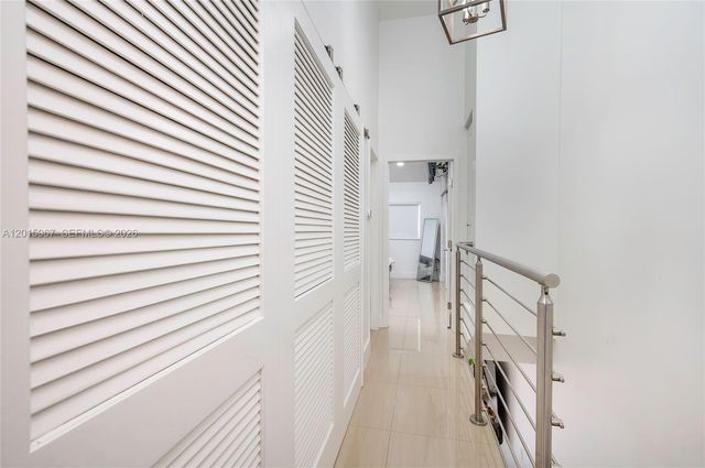 8010 SW 152nd Ave 211, Miami, FL 33193