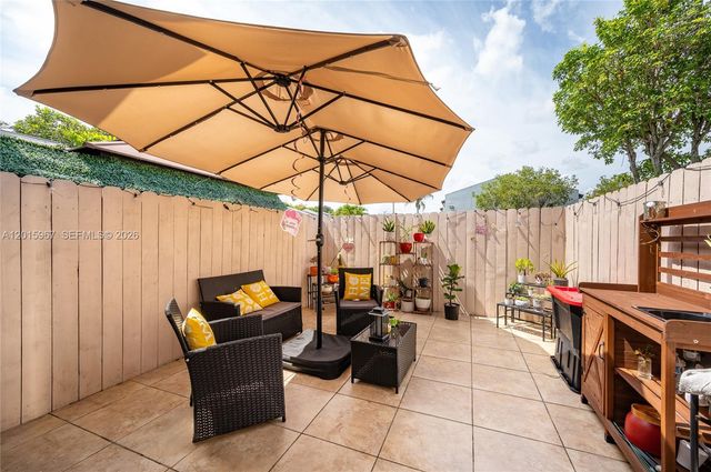 8010 SW 152nd Ave 211, Miami, FL 33193