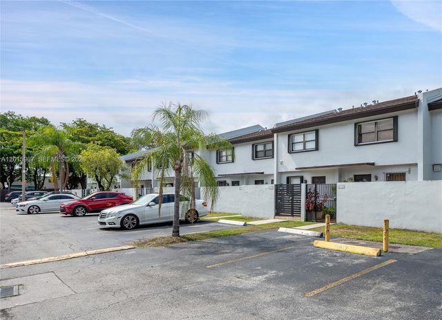 8010 SW 152nd Ave 211, Miami, FL 33193