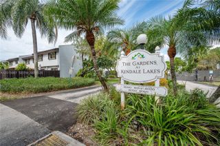 8010 SW 152nd Ave 211, Miami, FL 33193