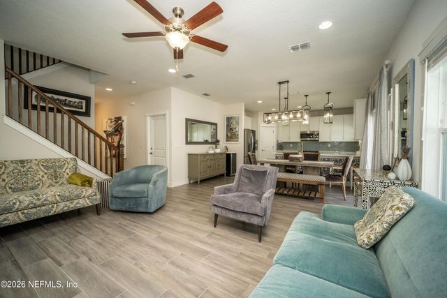 1718 S BEACH Parkway, Jacksonville Beach, FL 32250
