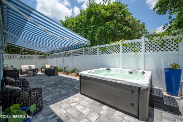 1718 S BEACH Parkway, Jacksonville Beach, FL 32250