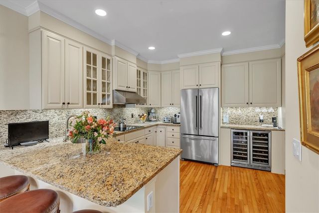 48 Overlook Drive, North Kingstown, RI 02852