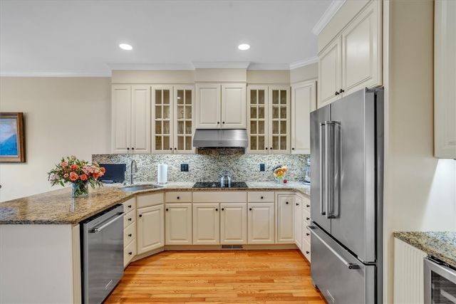 48 Overlook Drive, North Kingstown, RI 02852
