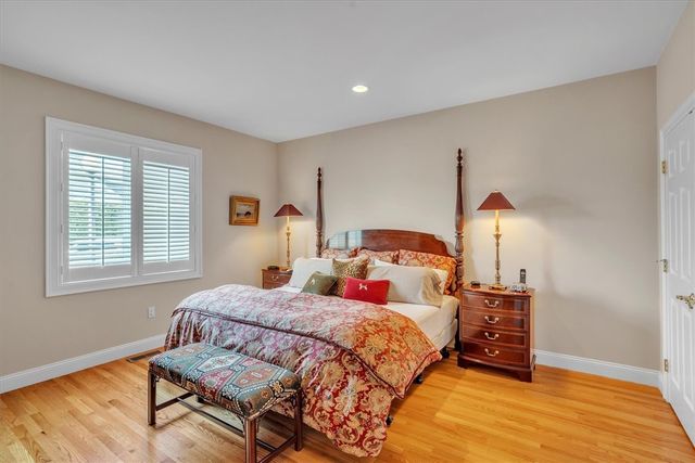 48 Overlook Drive, North Kingstown, RI 02852
