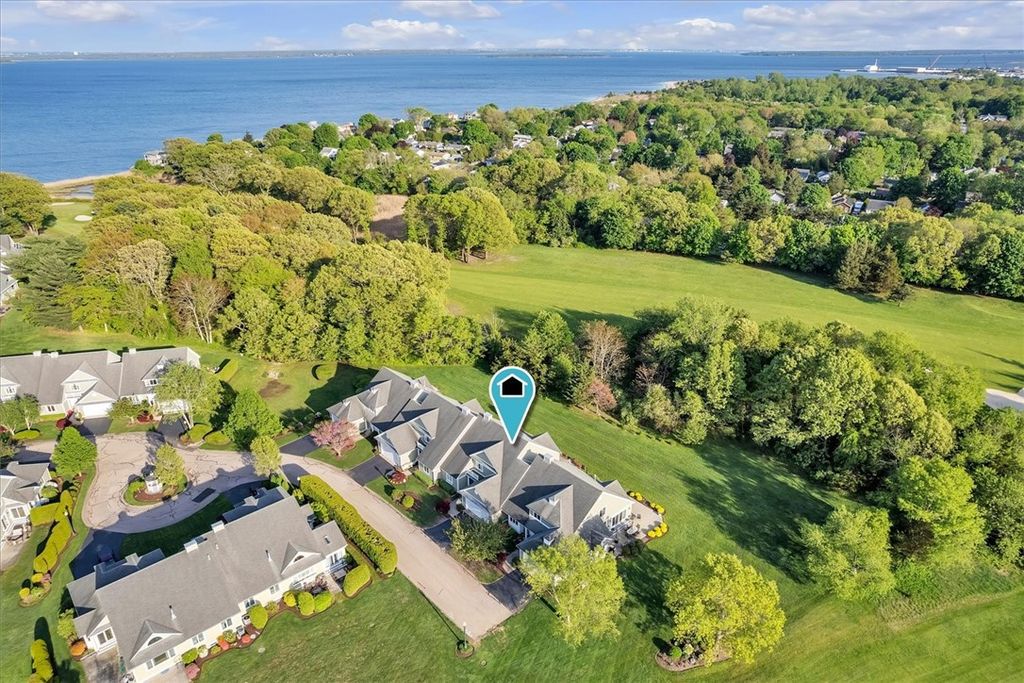 48 Overlook Drive, North Kingstown, RI 02852