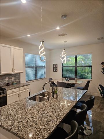 1637 Willows Square, Vero Beach, FL 32966