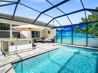 14695 Edgewater CIR, Naples, FL 34114