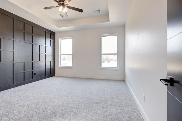 5709 Tiger Stone Drive, Mustang, OK 73064