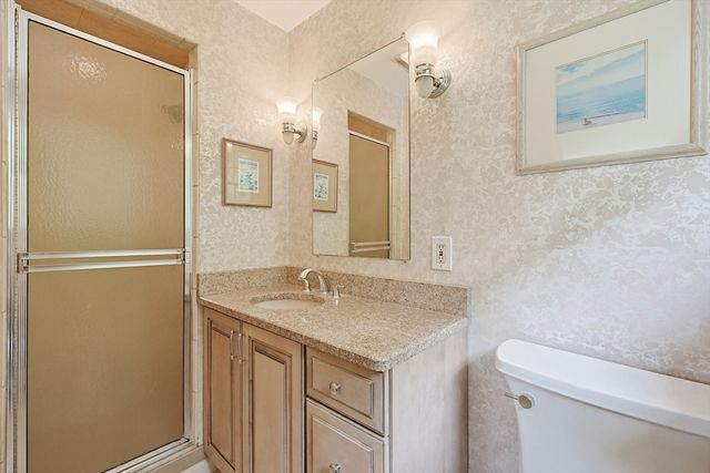 1044 East St, Dedham, MA 02026