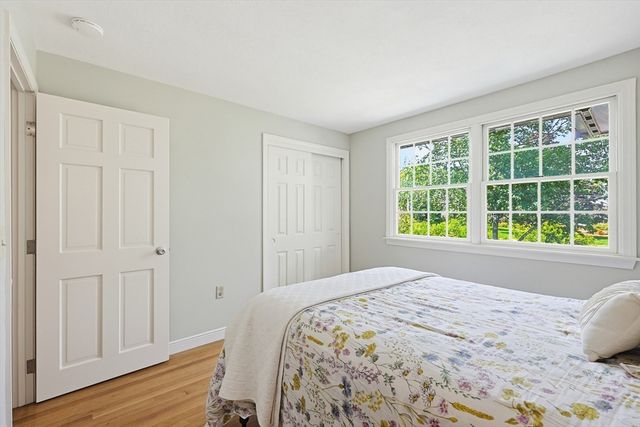 1044 East St, Dedham, MA 02026