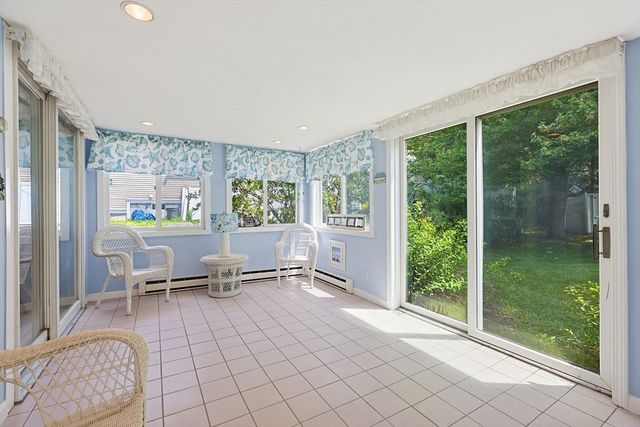 1044 East St, Dedham, MA 02026