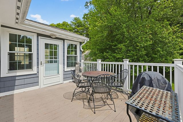 1044 East St, Dedham, MA 02026