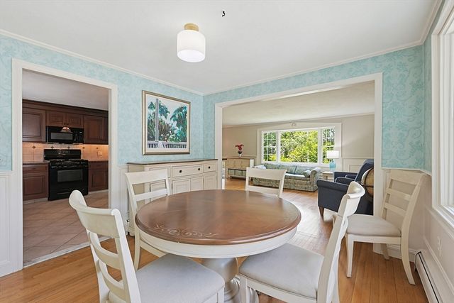 1044 East St, Dedham, MA 02026