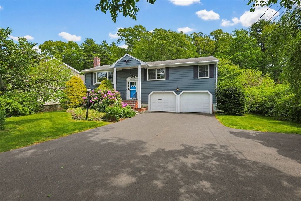1044 East St, Dedham, MA 02026