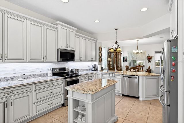 9333 SE 124TH PLACE, Summerfield, FL 34491