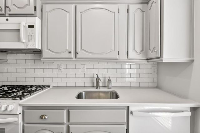 903 Woodcliff Drive, Atlanta, GA 30350