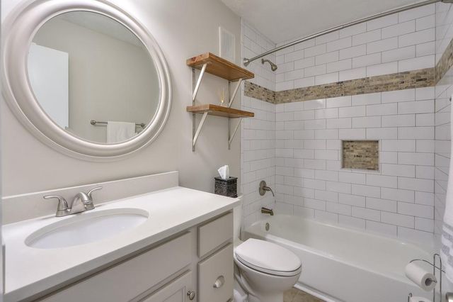 903 Woodcliff Drive, Atlanta, GA 30350