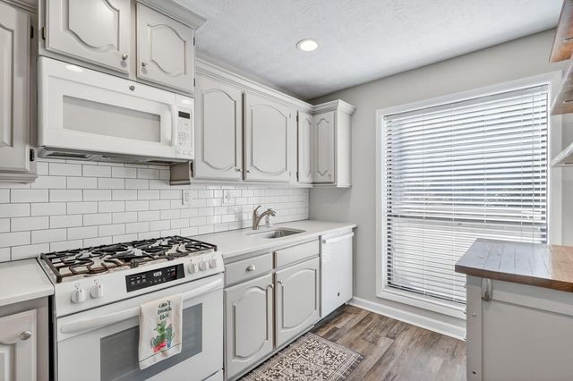 903 Woodcliff Drive, Atlanta, GA 30350