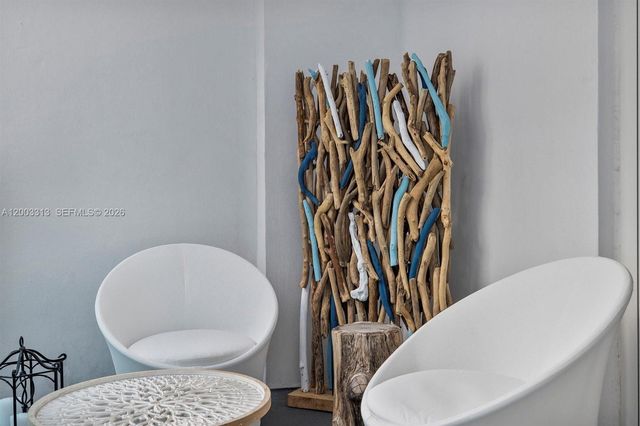 2301 Collins Ave 421, Miami Beach, FL 33139