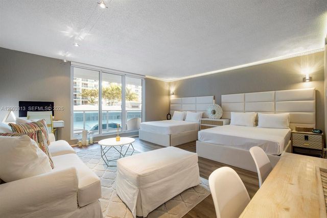 2301 Collins Ave 421, Miami Beach, FL 33139