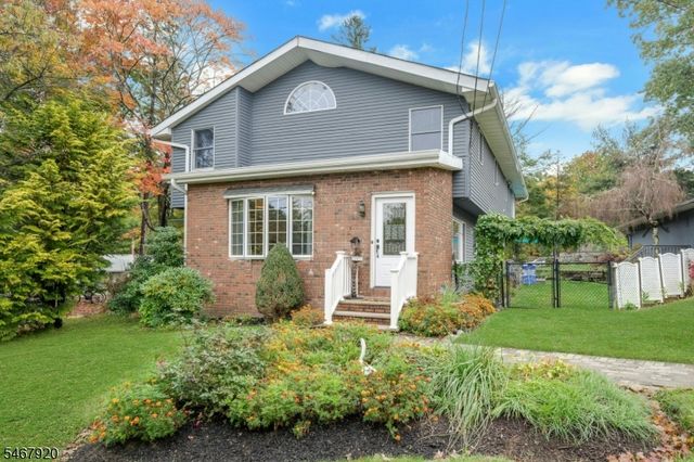 39 Hillside Ave, Jefferson Twp., NJ 07460