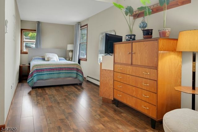 39 Hillside Ave, Jefferson Twp., NJ 07460