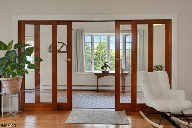 39 Hillside Ave, Jefferson Twp., NJ 07460