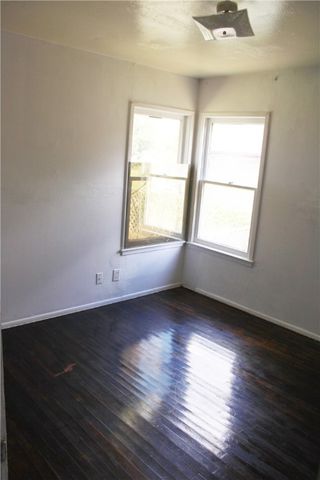 316 E Hoffman Ave, Kingsville, TX 78363