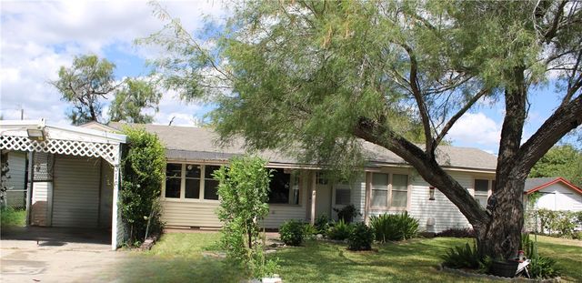 316 E Hoffman Ave, Kingsville, TX 78363