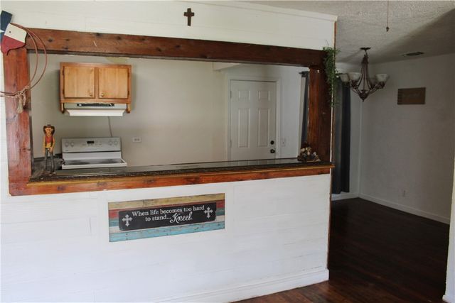 316 E Hoffman Ave, Kingsville, TX 78363