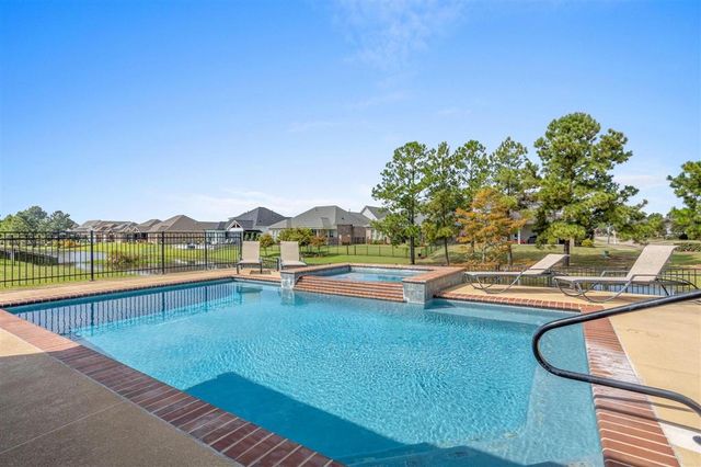 5806 Weeping Willow Drive, Lake Charles, LA 70605