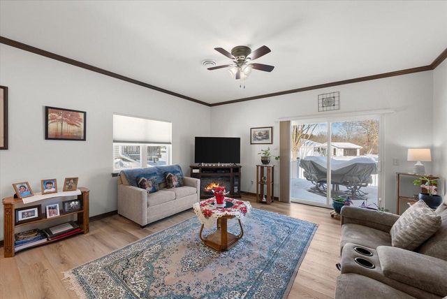 116 Four Seasons LANE, Kewaskum, WI 53040