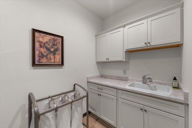 116 Four Seasons LANE, Kewaskum, WI 53040