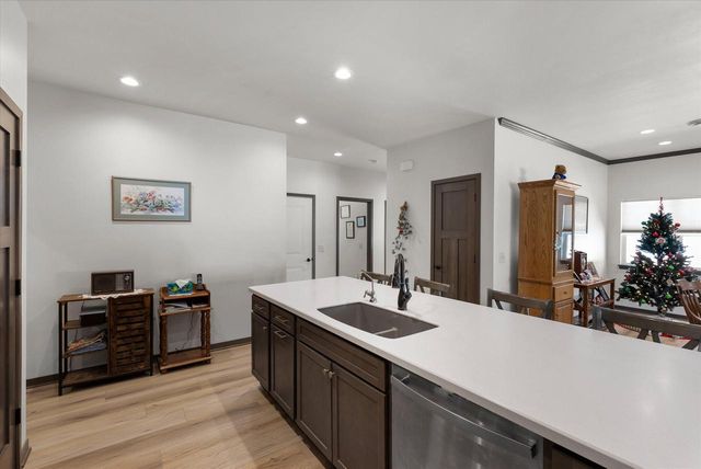 116 Four Seasons LANE, Kewaskum, WI 53040