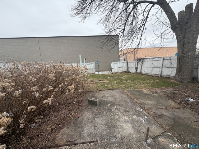 18 Lincoln Street, East Hartford, CT 06106