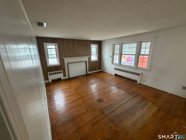 18 Lincoln Street, East Hartford, CT 06106