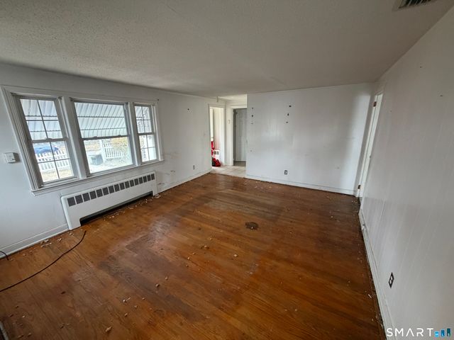 18 Lincoln Street, East Hartford, CT 06106