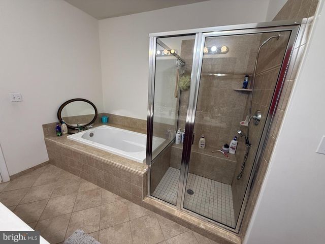220 CARSON TER, Huntingdon Valley, PA 19006