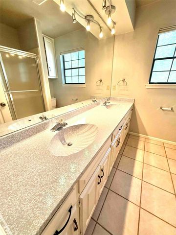 5402 Musket RDG, Austin, TX 78759