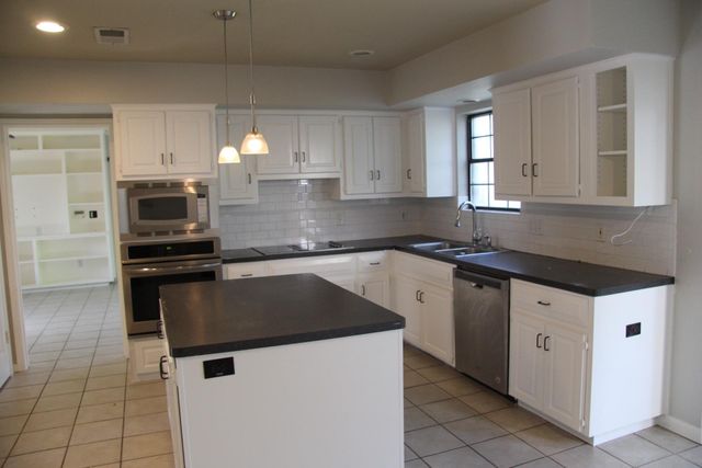 5402 Musket RDG, Austin, TX 78759