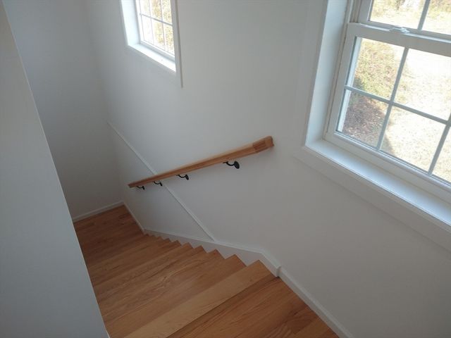 26 Russell St A-B, Hadley, MA 01035